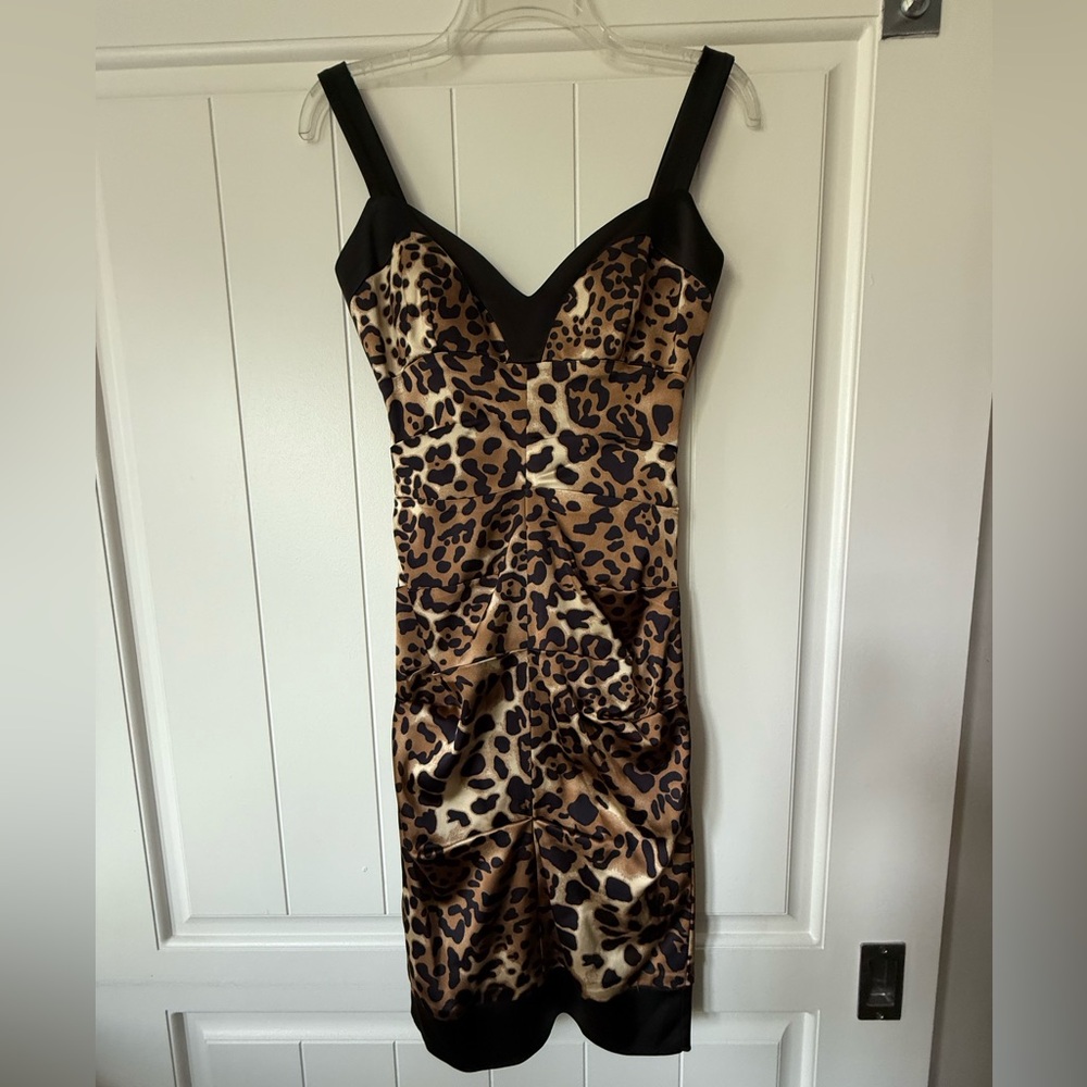 Showstopper⭐️Sexy Satin Cache Bodycon Dress